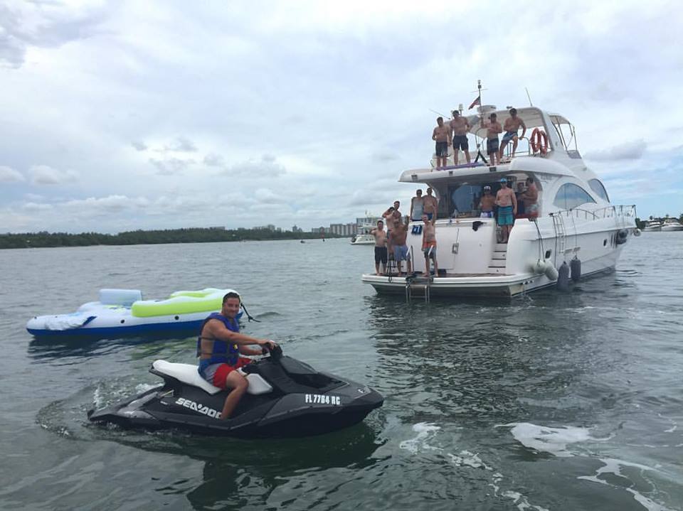 yacht rental miami with jet ski