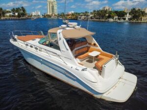 40' SeaRay Yacht Charter South FL
