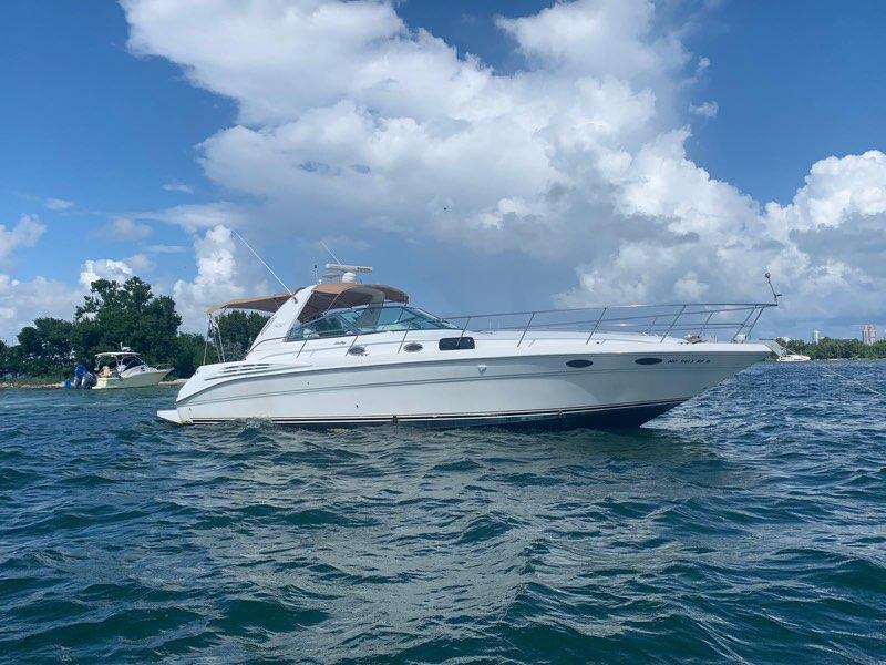 45 searay miami yacht charters