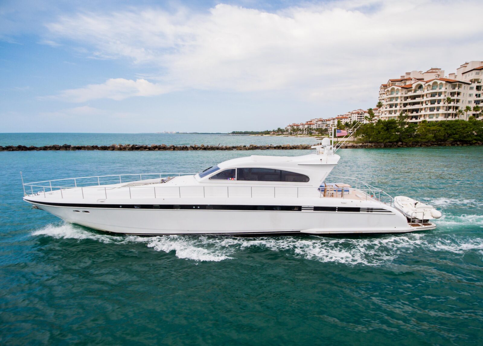 yacht charters out of florida