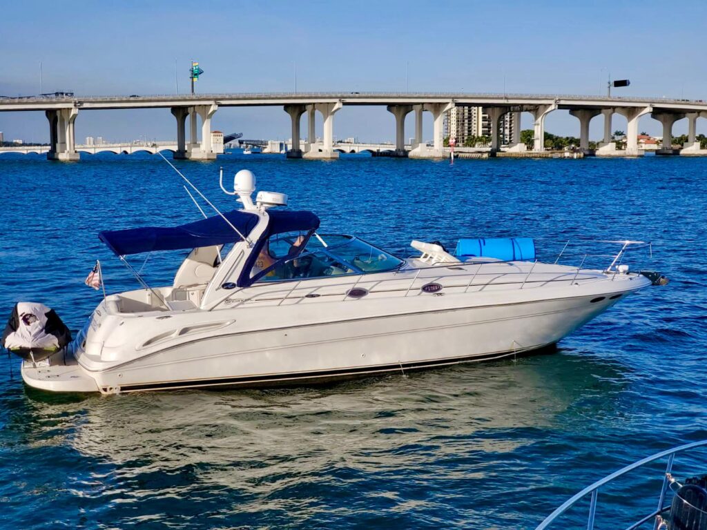 43 Searay luxury boat Charter Miami