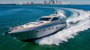 70' Gianetti Yacht Charter Miami