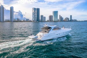 Cruiser Florida Yacht Charter
